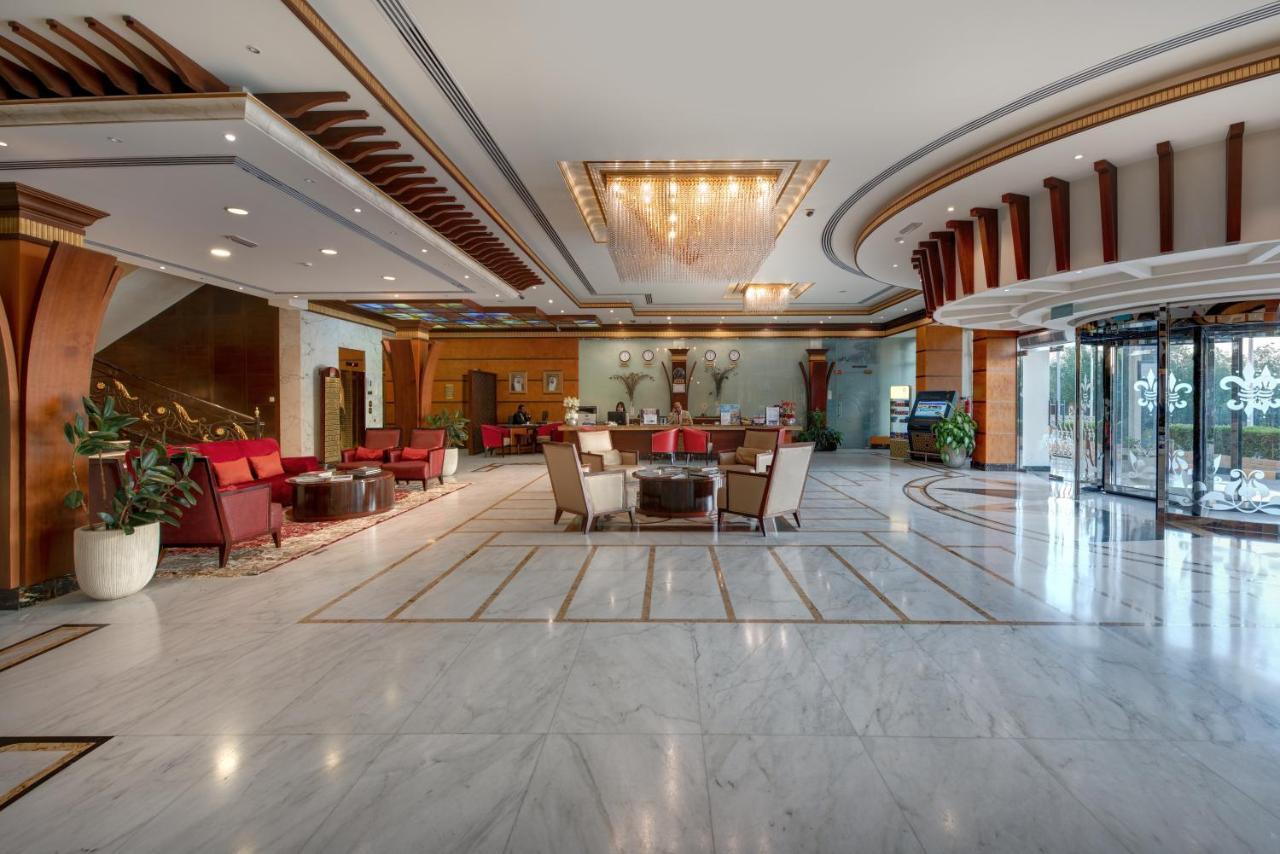 Sahara Beach Resort & Spa Sharjah Exterior foto Lobby