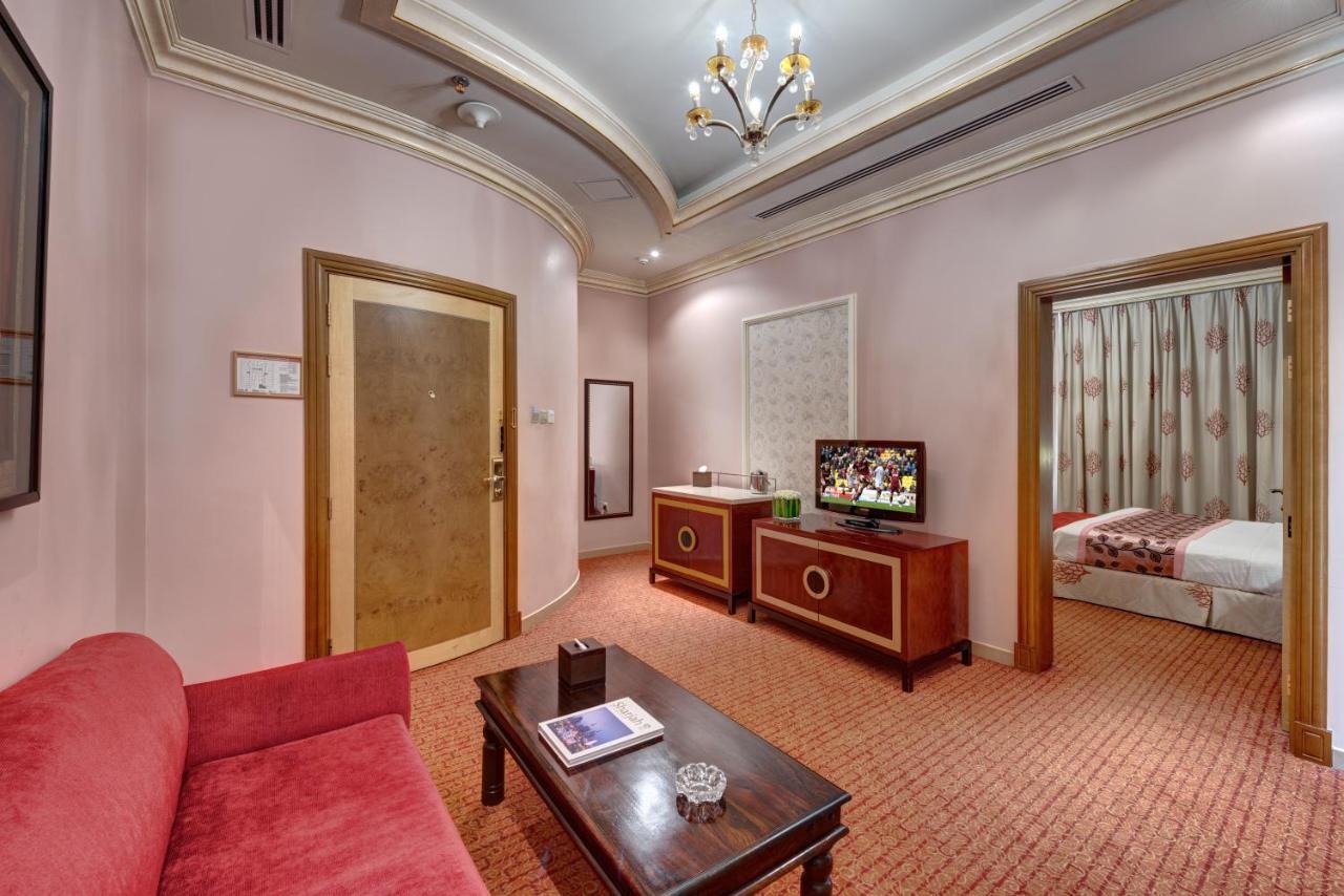 Sahara Beach Resort & Spa Sharjah Exterior foto Suite